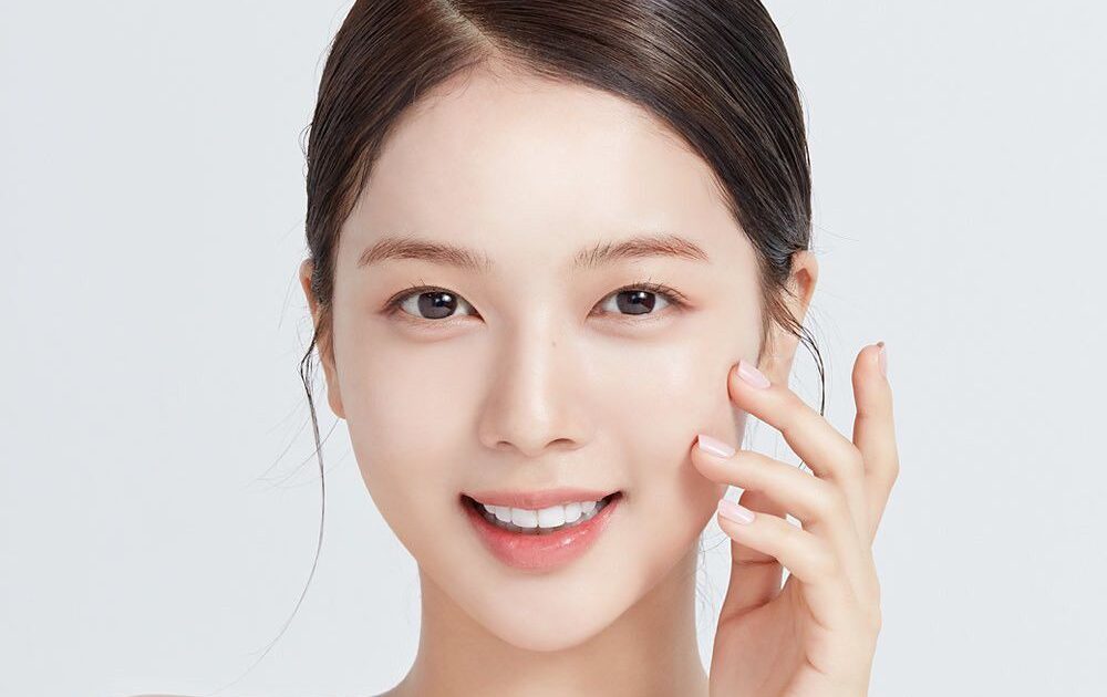 Dáng phun mí nào được Gen Z gọi là “mắt biết cười” 1 Mắt biết cười – bí mật để ánh nhìn luôn tỏa sáng