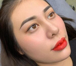 Xu hướng phun mí combo cùng phun môi