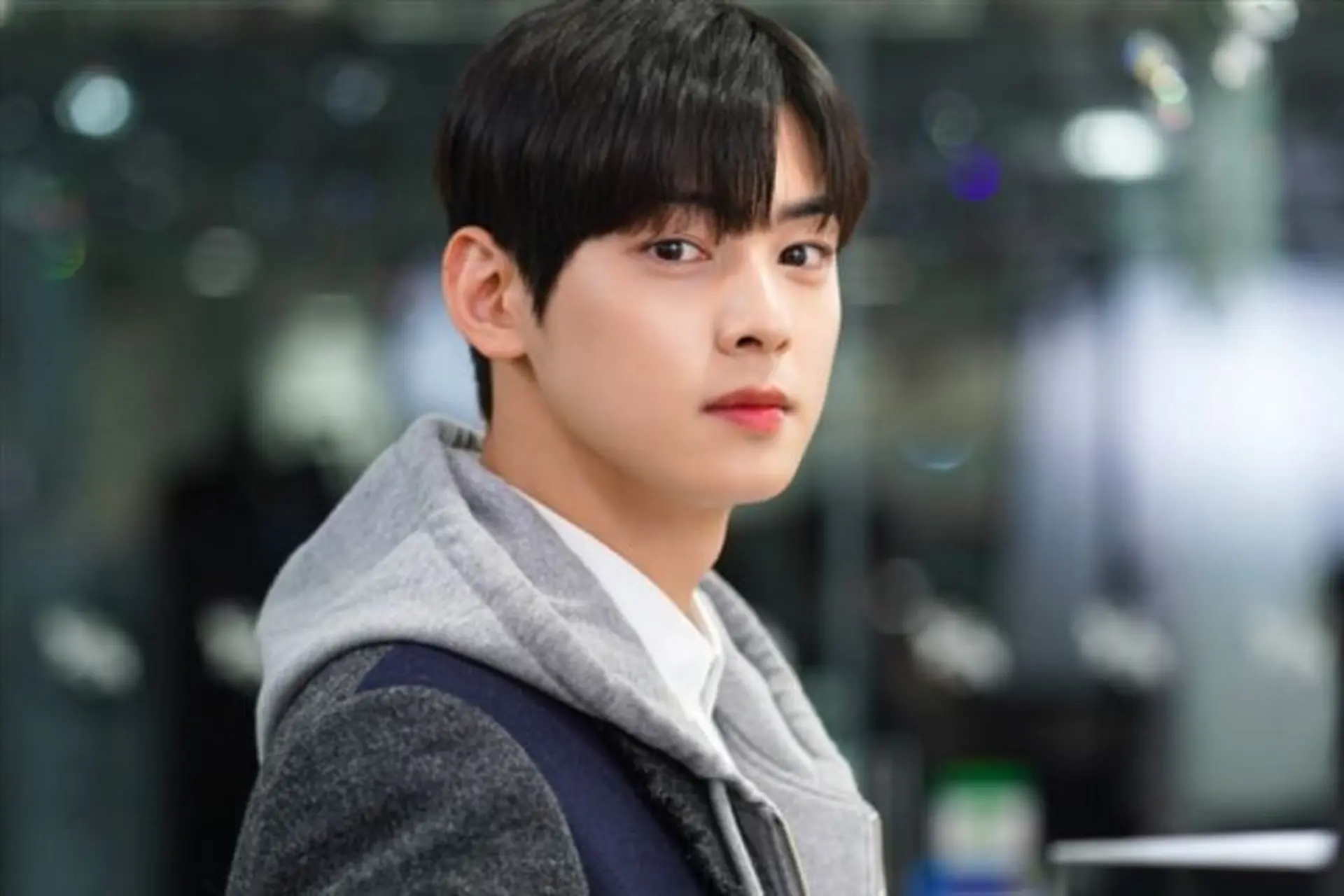 Khử thâm môi nam là gì?