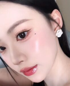 Mí cong mềm – có phải biểu hiện của người dễ thành công?