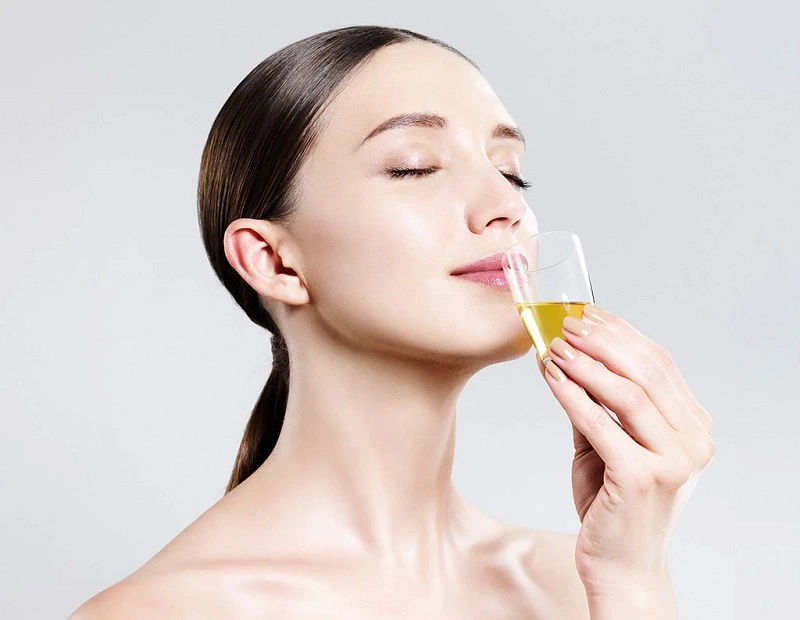 Phun môi xong uống collagen có làm loang màu không? 3 Phun môi xong uống collagen có làm loang màu không?
