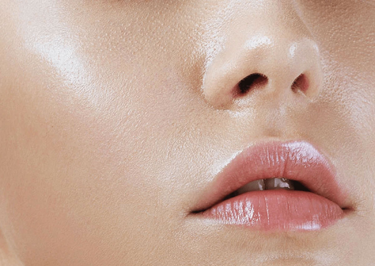 Khách hàng bị da dầu có nên phun mí không? 1 da dau 2