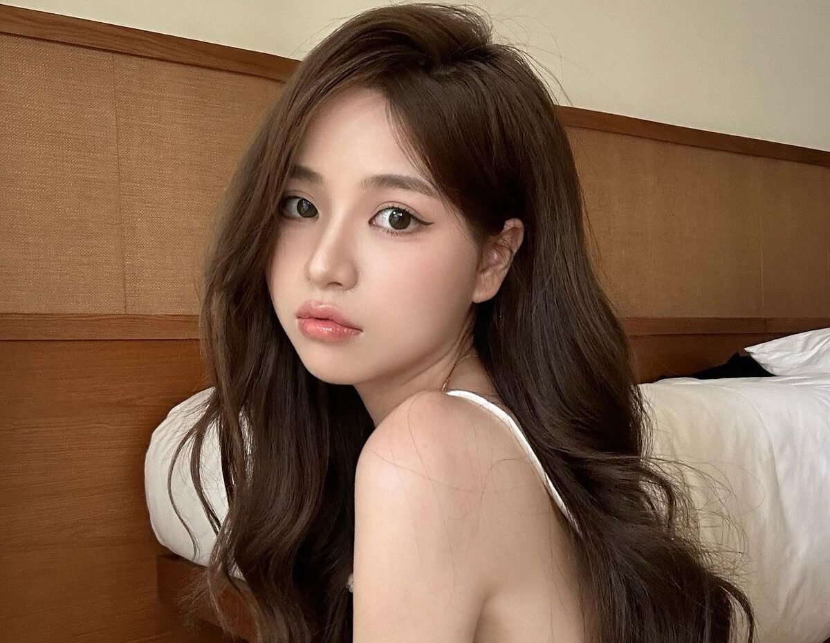 Vì sao nhiều người chọn phun mí ngay sau khi thay đổi kiểu tóc? 3 f0f7e6a8e8478dc5129ca81554b0bf31 e1760002282800
