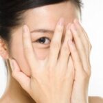 Ánh nhìn hiền sau phun mí – có thật mang lại vận khí tốt hơn?