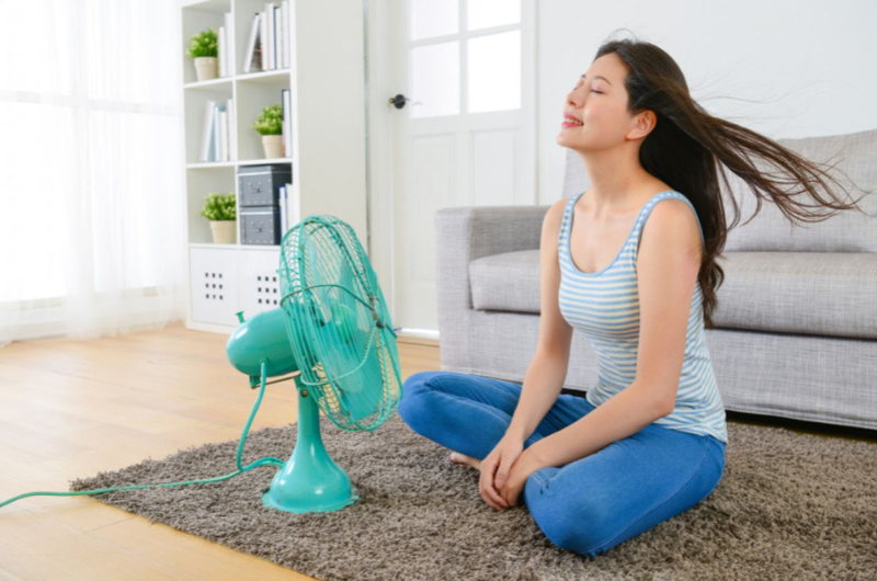 Mí phun xong có nên ngủ với quạt hoặc máy lạnh không?