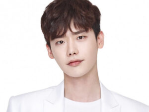 Khử thâm môi nam là gì?