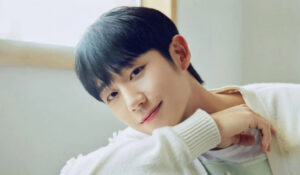 Khử thâm môi nam là gì?