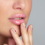 Mẹo giữ màu môi bền lâu sau khi khử thâm