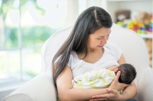 Uốn mi cho mẹ bỉm bận rộn – “giải pháp tiết kiệm thời gian”.