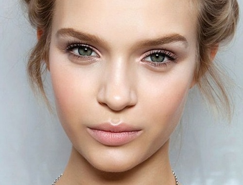 Môi nữ bị thâm Môi nữ bị thâm