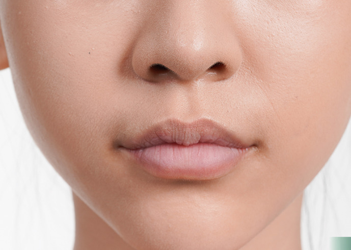 Môi nữ thâm do son chứa chì có khử được không? Môi nữ thâm do son chứa chì có khử được không?