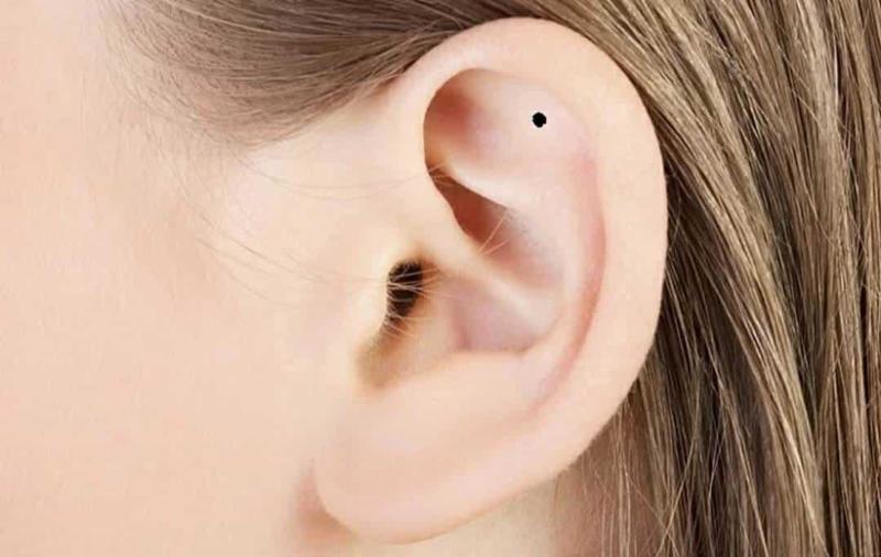 Xăm nốt ruồi ở tai có tốt không? Xăm nốt ruồi ở tai có tốt không?