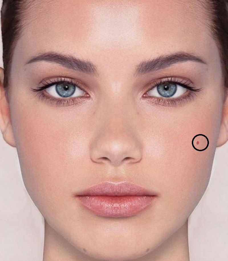Xăm nốt ruồi son ở má phải là gì? Xăm nốt ruồi son ở má phải là gì?