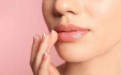 Khử thâm môi nữ xong nên ăn gì Khử thâm môi nữ xong nên ăn gì