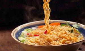 Thành phần dinh dưỡng của mì tôm chủ yếu là chất béo