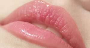 ve sinh vung moi sach se khi phun moi mau hong baby e1763958580889