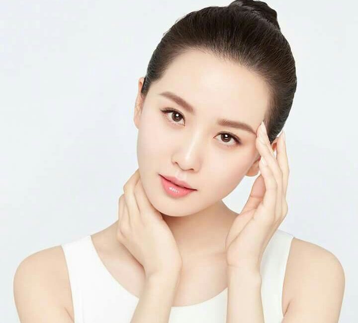 Phun mày tự nhiên có bền không? Những yếu tố ảnh hưởng đến độ giữ màu 1 Phun mày tự nhiên có bền không? Những yếu tố ảnh hưởng đến độ giữ màu