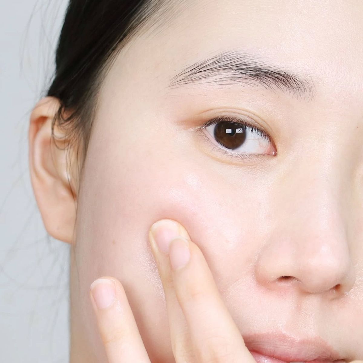 Phun mày cho da dầu: những lưu ý quan trọng trước khi thực hiện