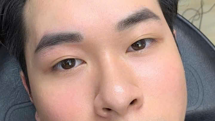 Dáng mày quyết định vận mệnh? Sự thật về phun xăm chân mày phong thuỷ 1 Dáng Mày Quyết Định Vận Mệnh? Sự Thật Về Phun Xăm Chân Mày Phong Thủy