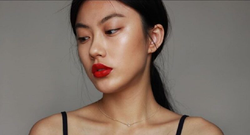 Bảng màu phun môi đẹp phù hợp xu hướng cuối năm 2025 25 bang mau phun moi 9jpg e1763965688412