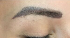 So sánh dặm mày với phun lại: Nên chọn phương án nào để giữ mày tự nhiên lâu dài? 2 e853e9f5add1494a702798ccc6f49304 e1764141343631