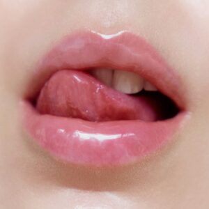 Phun môi không lên màu phải làm sao? Nguyên nhân & cách khắc phục hiệu quả