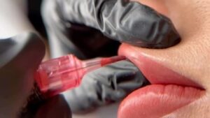 phun môi bao lâu thì đẹp tự nhiên