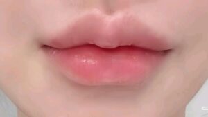 Phun môi màu hồng sữa: lựa chọn hoàn hảo cho nàng thích vẻ đẹp tinh khôi