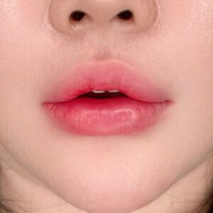 Phun môi màu hồng tự nhiên cho nàng thích vẻ đẹp “có như không”
