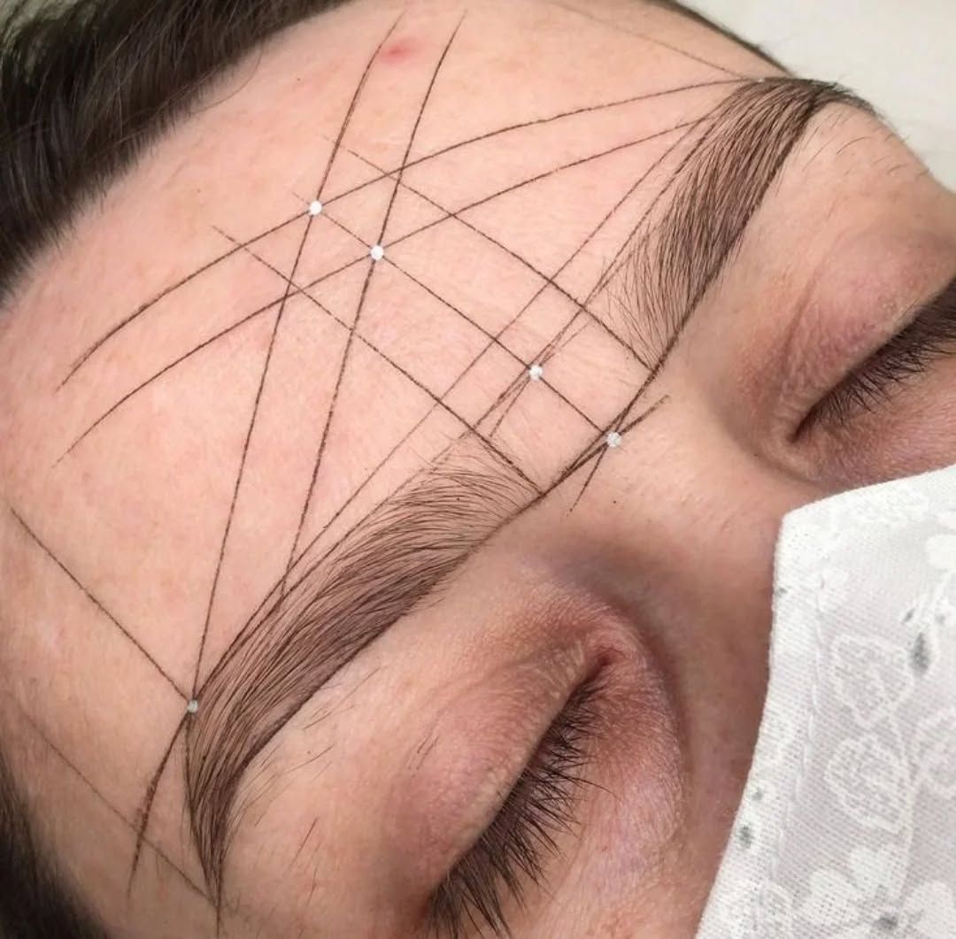 Mapping chân mày sai gây hậu quả gì?