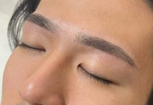 Phun mày ombre là gì? Ai phù hợp nhất với kỹ thuật này?