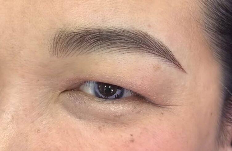 Phun mày sợi là gì? Có phù hợp người ít lông mày không?