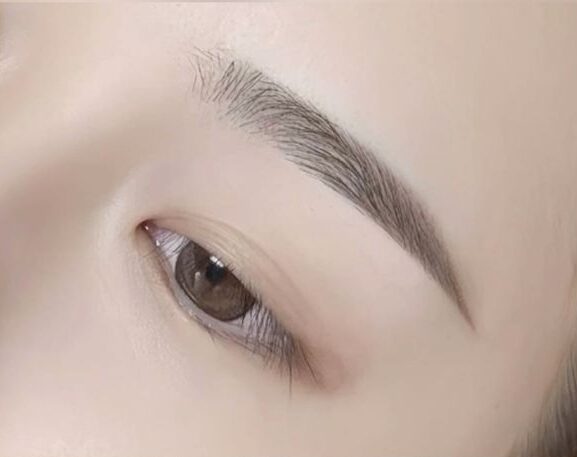 Những xu hướng phun xăm chân mày 2026 – Từ ombre đến kỹ thuật kết hợp 3 Phun mày tự nhiên khác gì ombre, shading, hairstrokes