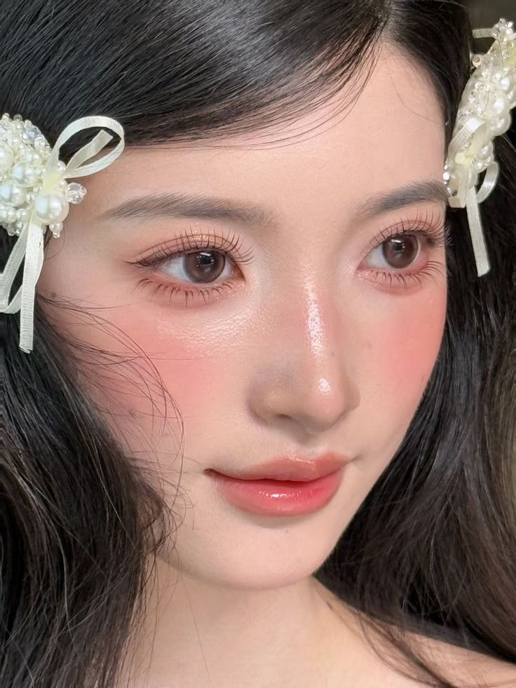 Phun môi màu hồng cam có đẹp không?