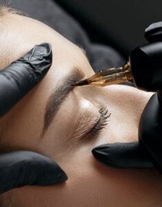 Hướng dẫn xem ngày hoàng đạo 2026 để làm đẹp không lo xui rủi