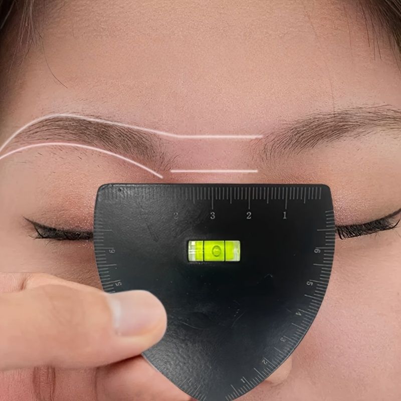 Phun xăm mày shading: Xu hướng làm đẹp tự nhiên đang được săn đón 2 Kỹ thuật vẽ dáng chân mày trước phun: Điều quan trọng thường bị bỏ qua