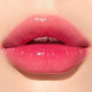 Phun xăm môi có đau không? Bật mí công nghệ giảm sưng, giảm rát mới nhất 2025