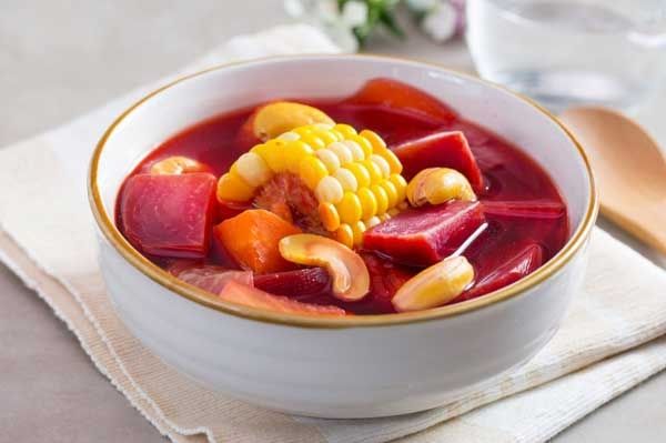 Xu hướng phun môi Nano Tết năm nay: Màu môi nào đang “lên ngôi”? 3 thuc pham nen an sau phun xam moi 2