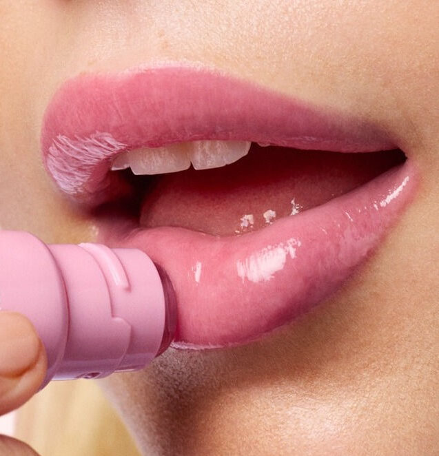 Bảng giá phun môi và phun môi Nano cập nhật 2026 – Giá rẻ mà chuẩn 3 Vừa phun môi xong bôi gì để môi mềm và không bị thâm?