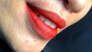 Môi sau phun trông nhạt màu: Dấu hiệu bình thường hay cảnh báo chăm sóc sai?