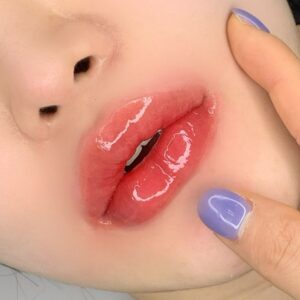 Phun môi và khoảnh khắc nhận ra: mặt mộc vẫn có thể rạng rỡ