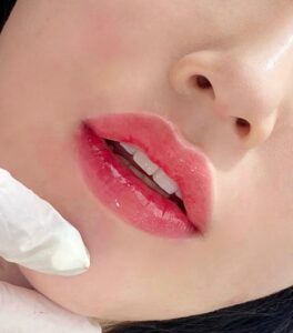 Phun môi màu hồng trà: lựa chọn tinh tế cho nàng thích vẻ đẹp thanh lịch