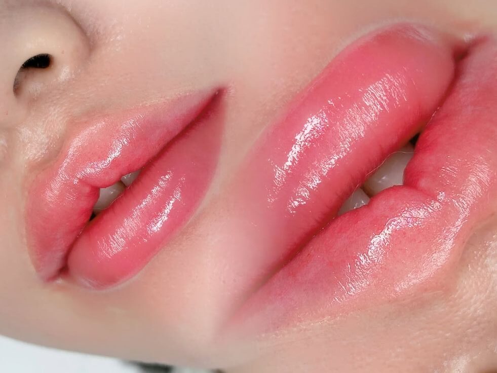 Top sai lầm khiến phun môi nhanh bị phai màu (và cách tránh!) 5 Phun môi có thể che khuyết điểm môi lệch / mỏng được không?