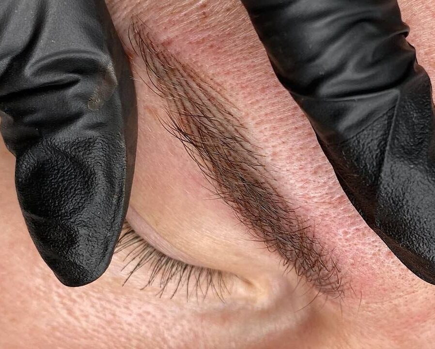 Phun xăm chân mày đẹp trong thẩm mỹ hiện đại có còn phù hợp không?