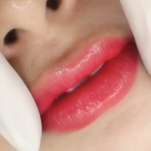 Một lịch chăm sóc môi đơn giản cho người lười nhưng vẫn muốn môi đẹp