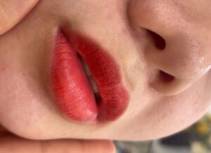 10 dấu hiệu cho thấy bạn đã chọn sai màu phun môi 2 Phun môi bao lâu thì được ăn thoải mái? Mốc thời gian ít ai nói rõ