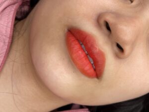 Chăm môi sau phun không khó, khó là… nhớ đúng thứ cần nhớ