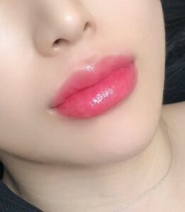 Phun môi: khi vẻ đẹp đến từ sự tinh tế chứ không cần cầu kỳ