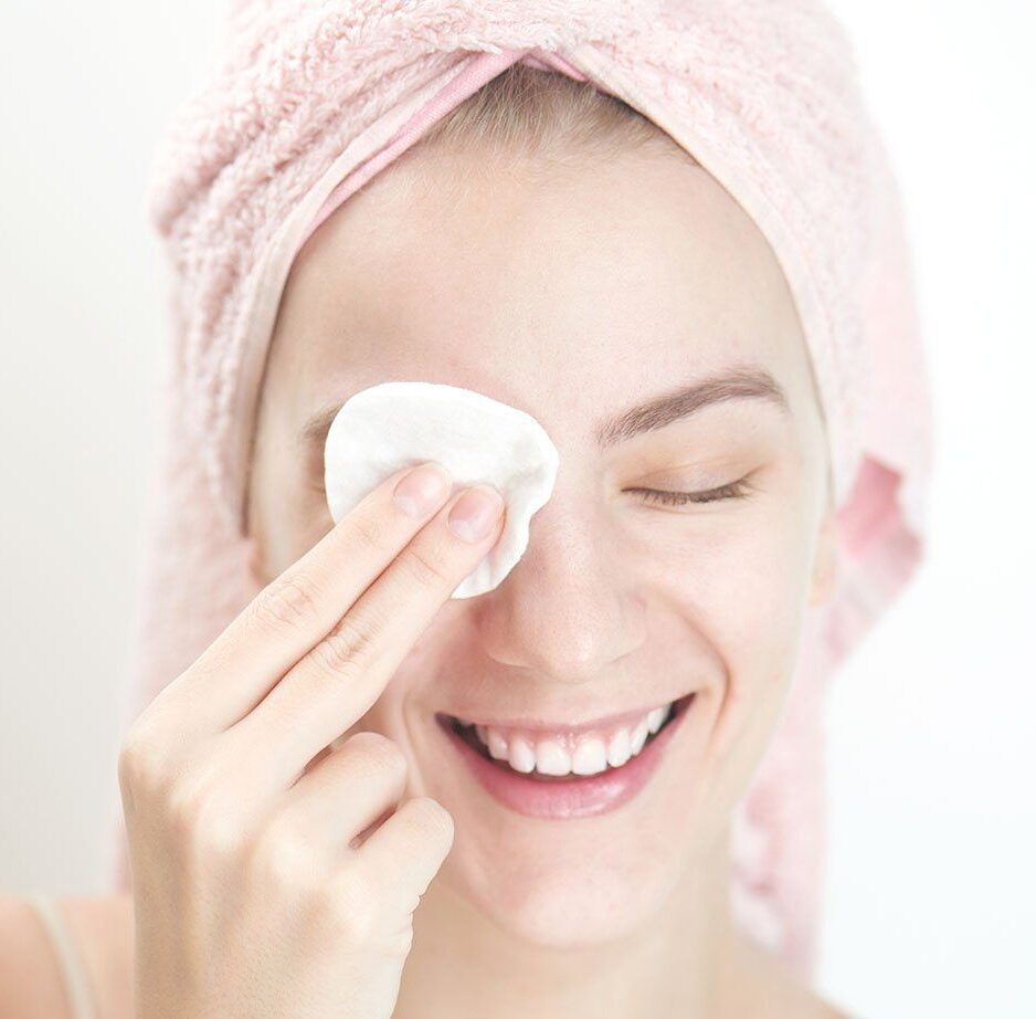 Cách chăm sóc sau khi phun xăm để lên màu chuẩn và lâu phai