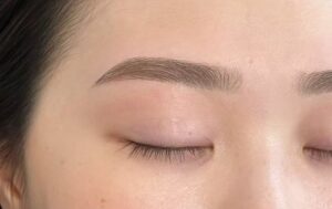 Khi nào nên sửa dáng lông mày đã phun hoặc điêu khắc?